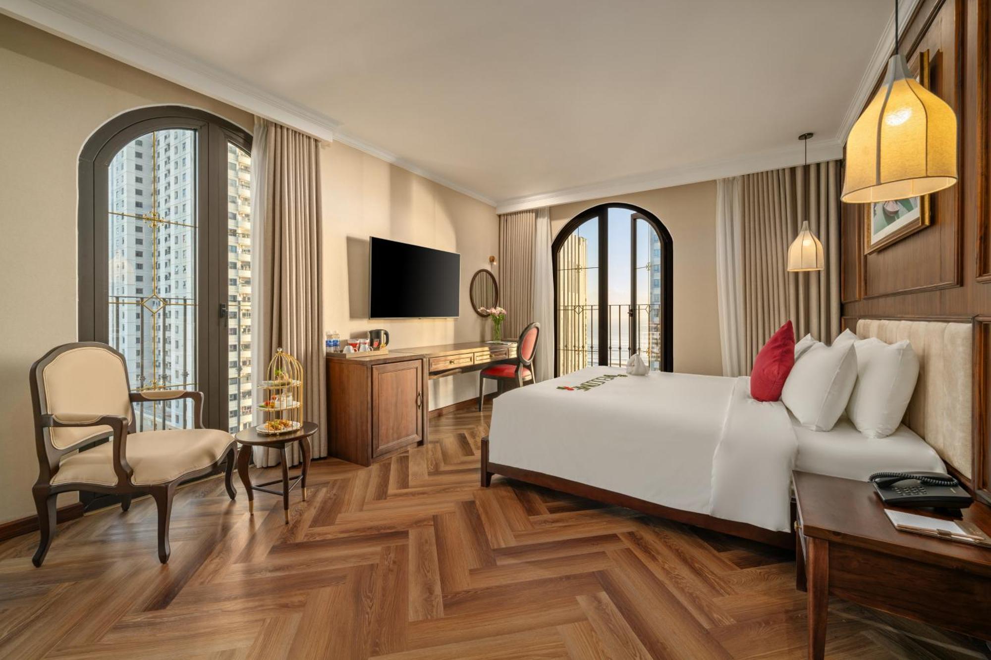 Golden Lotus Luxury - Complimentary Daily Afternoon Tea Hotel 4*