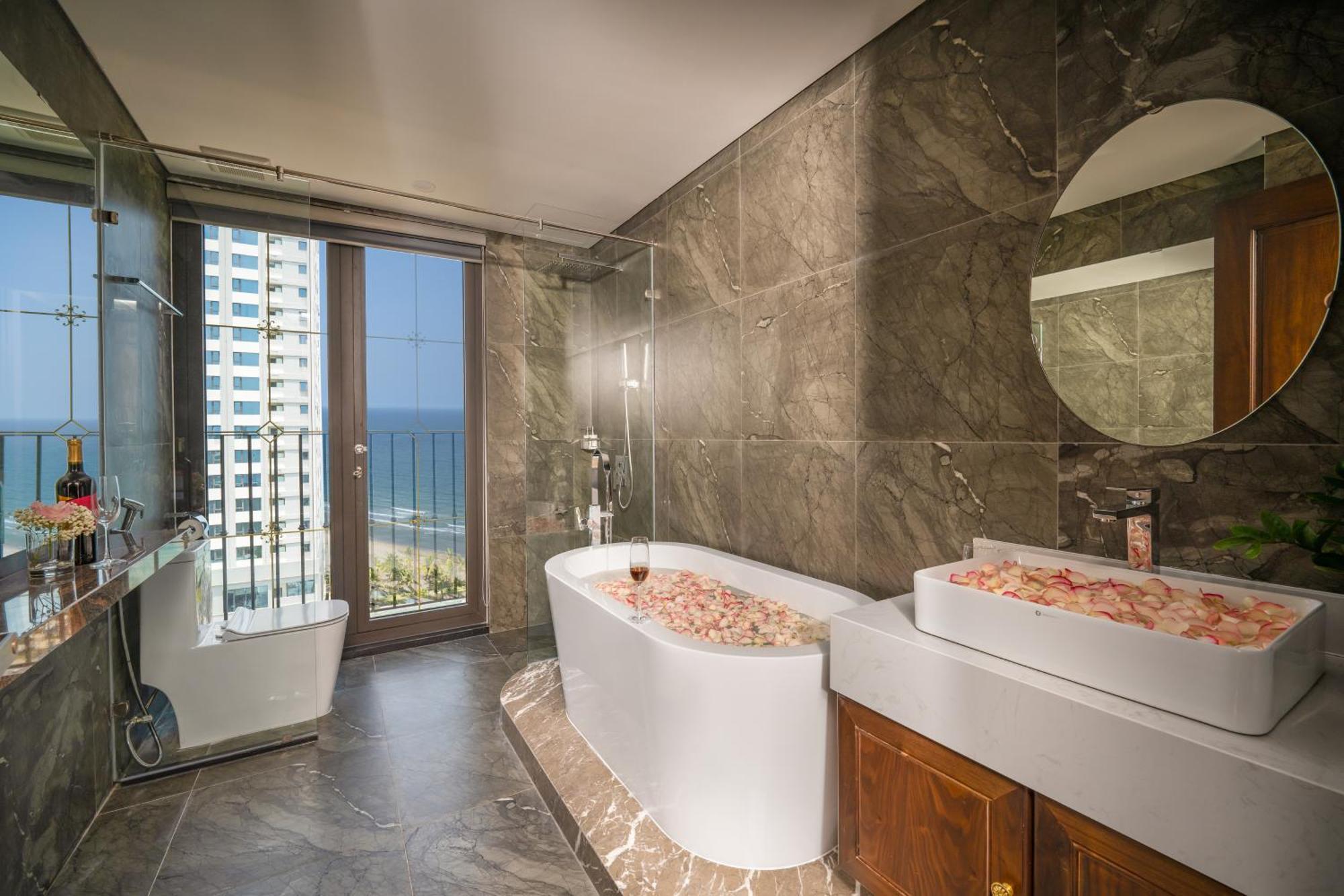 Hotel Golden Lotus Luxury - Complimentary Daily Afternoon Tea Da Nang