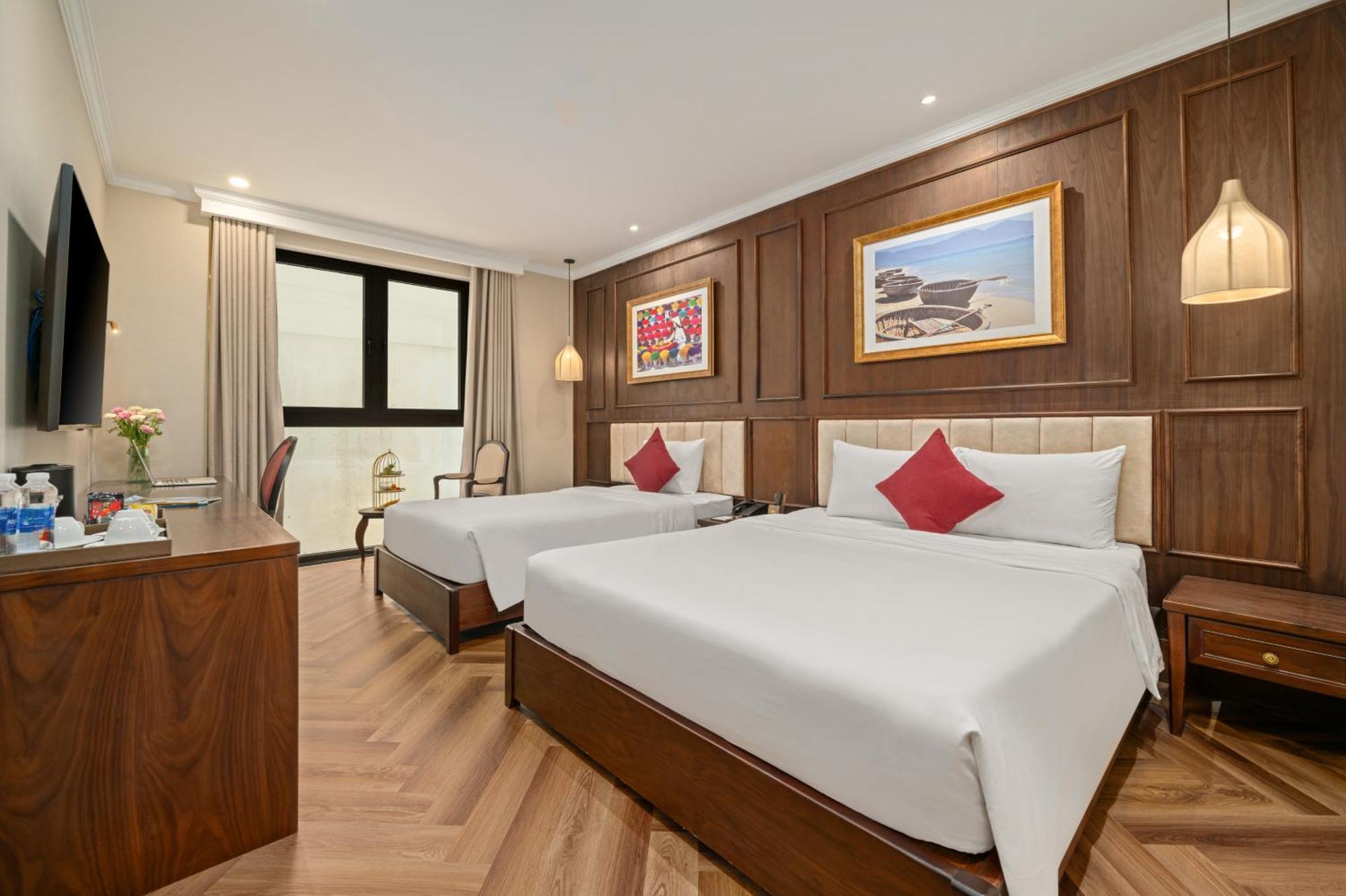 Golden Lotus Luxury - Complimentary Daily Afternoon Tea 4*